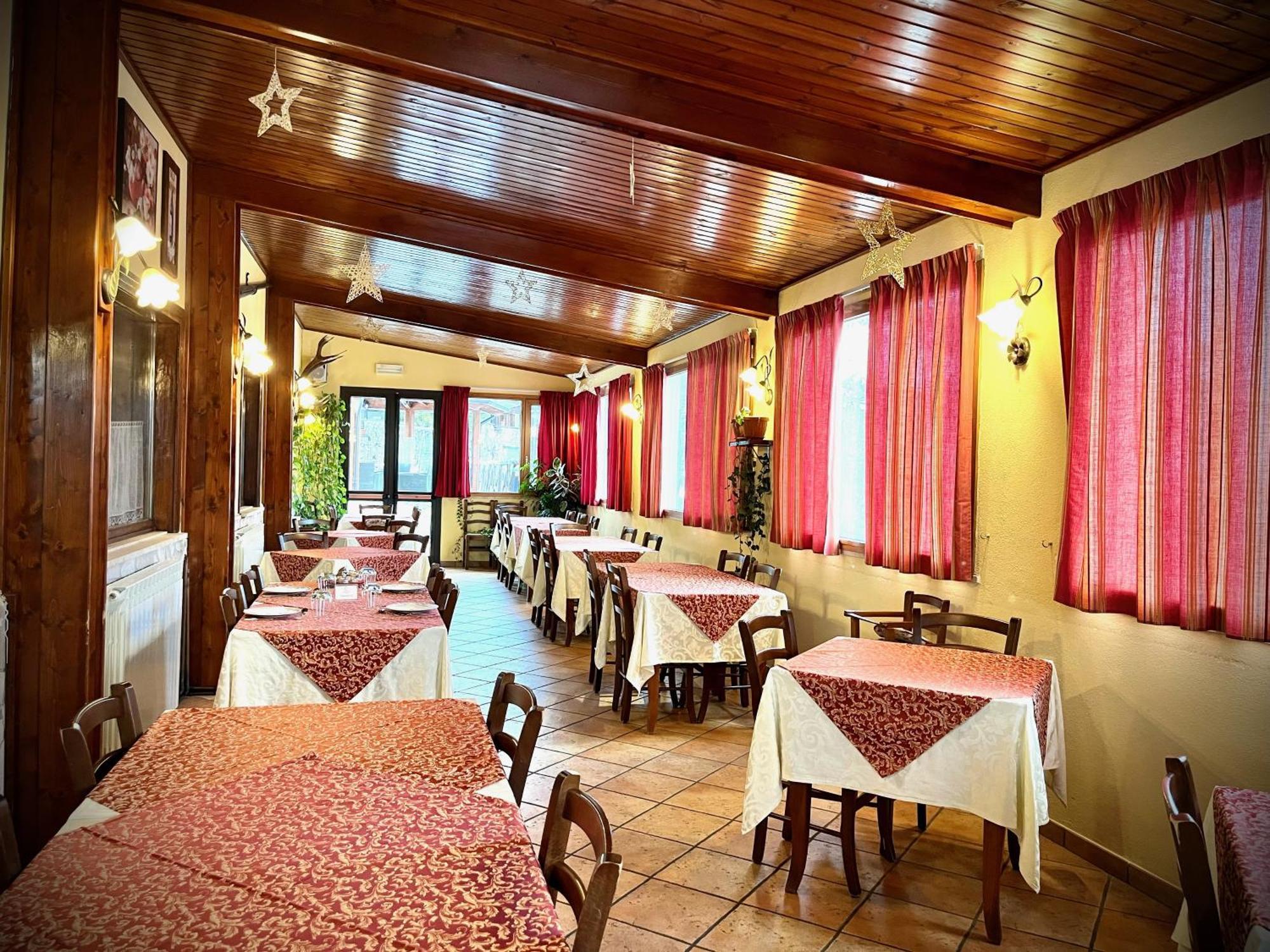 Hotel Pinguino Pescasseroli Extérieur photo