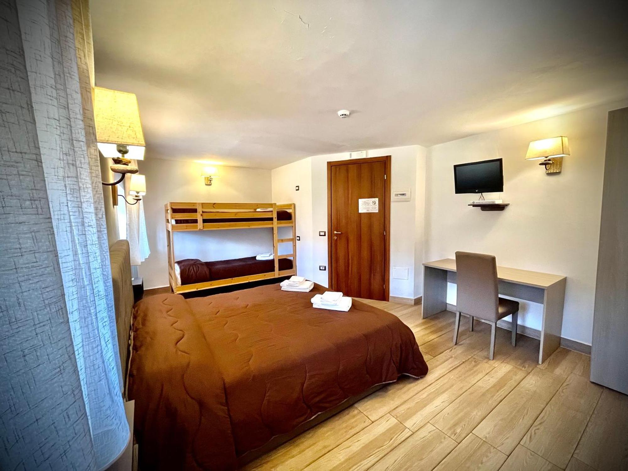 Hotel Pinguino Pescasseroli Extérieur photo