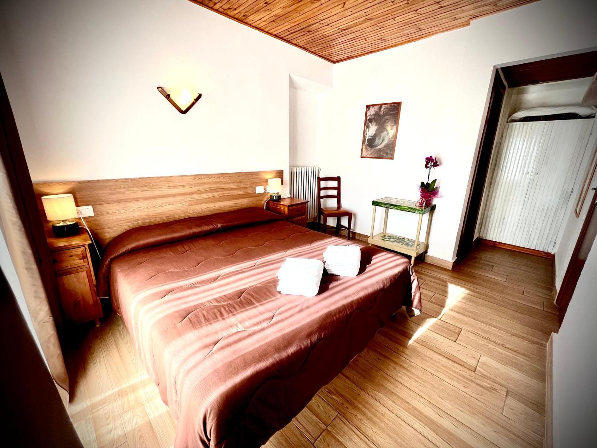 Hotel Pinguino Pescasseroli Extérieur photo