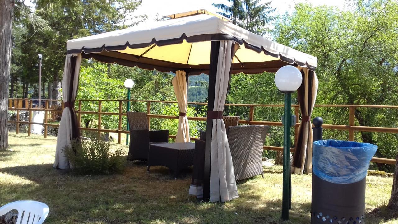 Hotel Pinguino Pescasseroli Extérieur photo